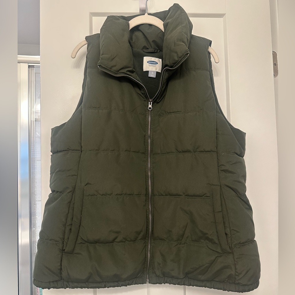 Old Navy Dark Green Quilted Vest